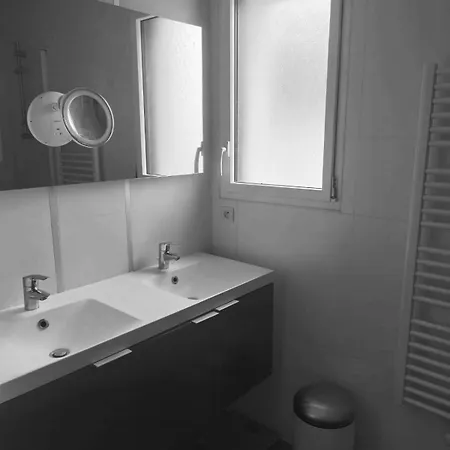 Maison De Spacieuse Et Lumineuse, Proche Nantes Et * Treillieres